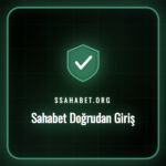 Sahabet doğrudan giriş ekranını gösteren bir dizüstü bilgisayar ve kahve fincanı.